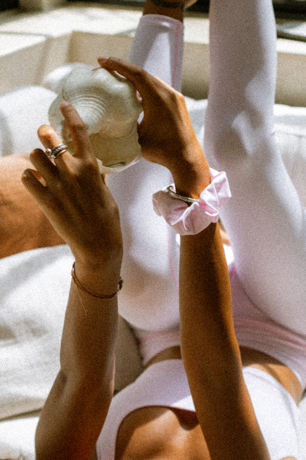 Paulette scrunchie | pink latte
