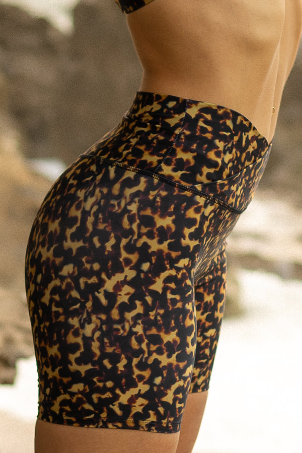 Dara short | tortoise tigre